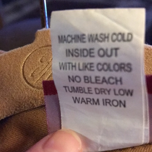 Tudor Court Jean Jacket / Denim Jacket. Great Neutral Color. Size Large - Picture 9 of 9